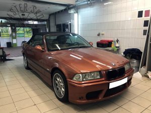 Ремонт трещины на автостекле BMW на Вавилова