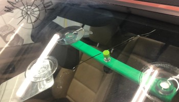 Трещина на лобовом стекле BMW - ремонт в ЮЗАО